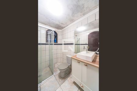 Banheiro 1 de casa para alugar com 4 quartos, 125m² em Jardim Las Vegas, Santo André