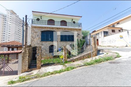 Casa para alugar com 60m², 1 quarto e 1 vaga Casa para alugar com 60m², 1 quarto e 1 vagaFachada