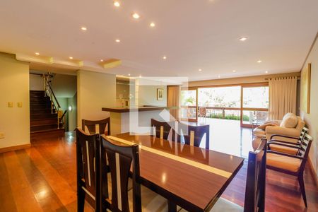 Sala de casa à venda com 4 quartos, 427m² em Jardim Isabel, Porto Alegre