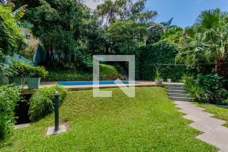 Casa à venda com 427m², 4 quartos e 4 vagasQuintal