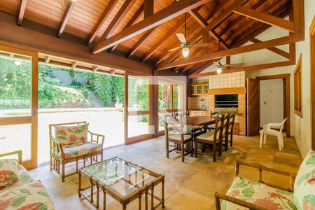 Casa à venda com 427m², 4 quartos e 4 vagasSala de Jantar