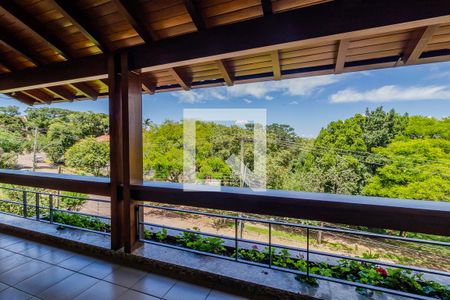 Casa à venda com 427m², 4 quartos e 4 vagasVista