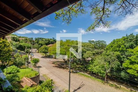 Casa à venda com 427m², 4 quartos e 4 vagasVista