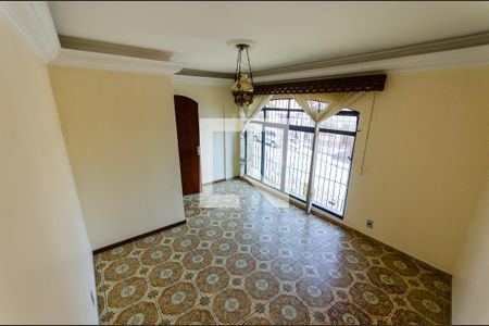 Casa à venda com 300m², 5 quartos e 3 vagasSala de Jantar