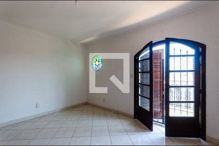 Casa à venda com 300m², 5 quartos e 3 vagasQuarto 4