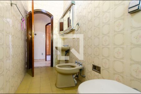 Casa à venda com 300m², 5 quartos e 3 vagasBanheiro 2