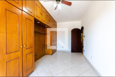 Casa à venda com 300m², 5 quartos e 3 vagasSuíte