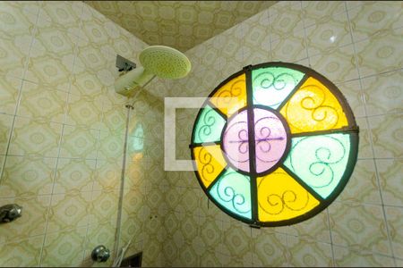 Casa à venda com 300m², 5 quartos e 3 vagasBanheiro 1