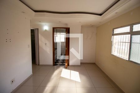 Sala de apartamento para alugar com 2 quartos, 55m² em Parque Sao Francisco, Ferraz de Vasconcelos