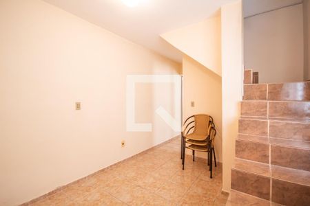 Casa para alugar com 161m², 3 quartos e 1 vaga Casa para alugar com 161m², 3 quartos e 1 vagaSala de Jantar