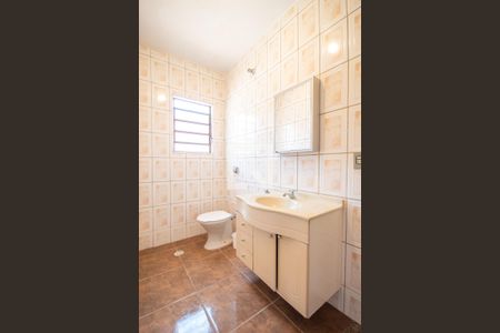 Casa para alugar com 161m², 3 quartos e 1 vaga Casa para alugar com 161m², 3 quartos e 1 vagaBanheiro da Suíte