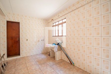 Casa para alugar com 161m², 3 quartos e 1 vaga Casa para alugar com 161m², 3 quartos e 1 vagaÁrea de Serviço