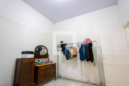 Casa 2 - Quarto 1 de casa para alugar com 2 quartos, 110m² em Vila Bastos, Santo André