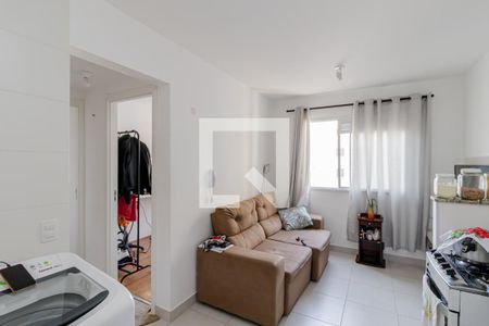 Sala  de apartamento à venda com 2 quartos, 32m² em Parque Fongaro, São Paulo