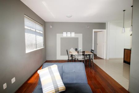 Sala de apartamento à venda com 3 quartos, 174m² em Santo Antônio, Belo Horizonte