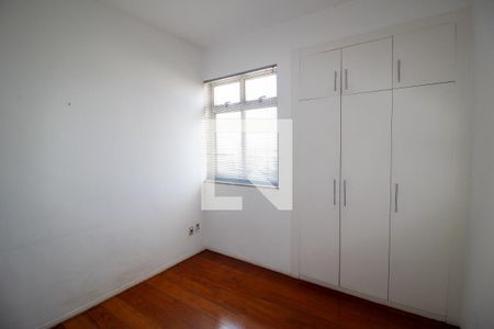 Quarto 1 de apartamento à venda com 3 quartos, 174m² em Santo Antônio, Belo Horizonte