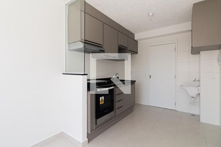 Sala e Cozinha de apartamento para alugar com 2 quartos, 36m² em Vila Guilherme, São Paulo