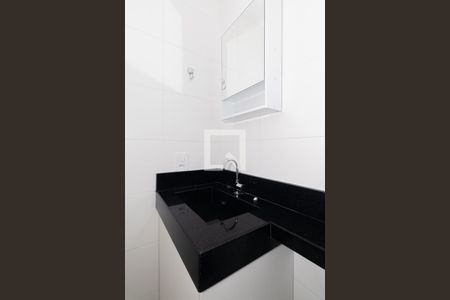 Apartamento para alugar com 36m², 2 quartos e sem vagaBanheiro