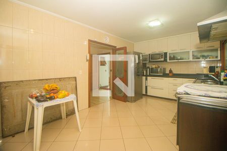 Casa à venda com 350m², 4 quartos e 4 vagasCozinha