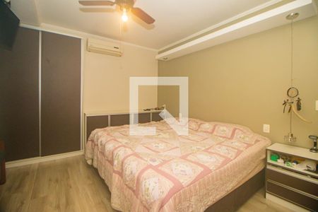 Casa à venda com 350m², 4 quartos e 4 vagasSuíte 1