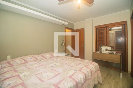 Casa à venda com 350m², 4 quartos e 4 vagasSuíte 1