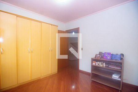 Casa à venda com 350m², 4 quartos e 4 vagasSuíte 3