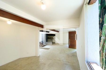 Sala/Cozinha de casa de condomínio à venda com 2 quartos, 191m² em Cerqueira César, São Paulo