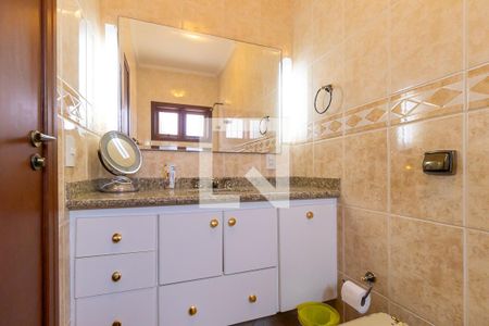 Casa à venda com 299m², 4 quartos e 3 vagas Casa à venda com 299m², 4 quartos e 3 vagasBanheiro da suíte 2