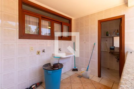 Casa à venda com 299m², 4 quartos e 3 vagas Casa à venda com 299m², 4 quartos e 3 vagasÁrea de serviço