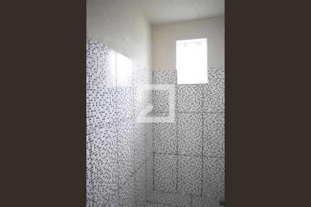 Banheiro de kitnet/studio para alugar com 1 quarto, 20m² em Centro, Curitiba