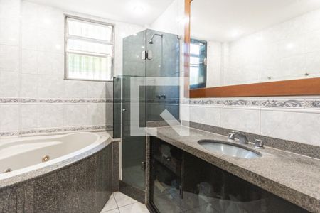 Apartamento à venda com 97m², 3 quartos e sem vagaBanheiro