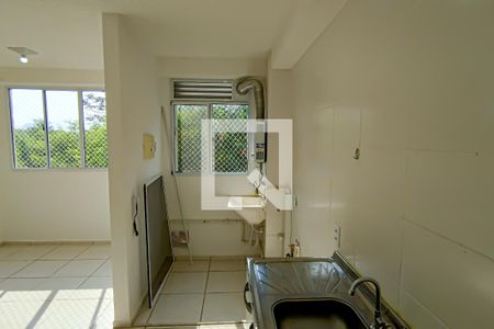 cozinha e area de serviço de apartamento para alugar com 2 quartos, 42m² em Curicica, Rio de Janeiro