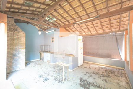 Casa à venda com 1440m², 4 quartos e 8 vagas Casa à venda com 1440m², 4 quartos e 8 vagasChurrasqueira