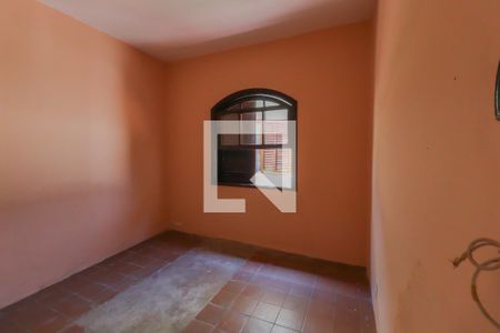 Casa para alugar com 290m², 2 quartos e 2 vagas Casa para alugar com 290m², 2 quartos e 2 vagasEdícula