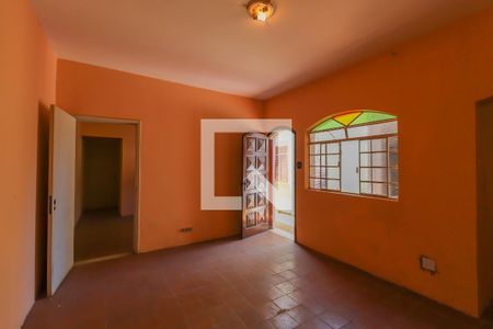 Casa para alugar com 290m², 2 quartos e 2 vagas Casa para alugar com 290m², 2 quartos e 2 vagasEdícula