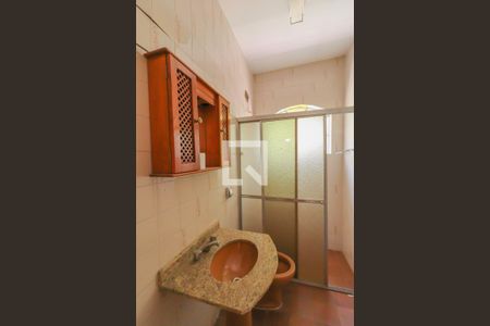 Casa para alugar com 290m², 2 quartos e 2 vagas Casa para alugar com 290m², 2 quartos e 2 vagasEdícula