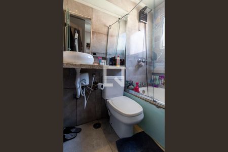 Banheiro Suíte  de casa de condomínio à venda com 2 quartos, 70m² em Vila União (zona Leste), São Paulo