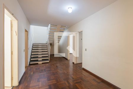 Sala de casa para alugar com 7 quartos, 249m² em Sumaré, São Paulo