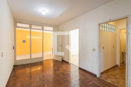 Sala de casa para alugar com 7 quartos, 249m² em Sumaré, São Paulo