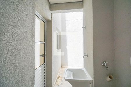 Apartamento para alugar com 37m², 2 quartos e sem vaga Apartamento para alugar com 37m², 2 quartos e sem vagaÁrea de serviço