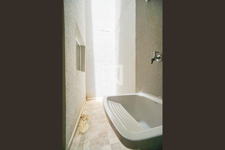 Apartamento para alugar com 37m², 2 quartos e sem vaga Apartamento para alugar com 37m², 2 quartos e sem vagaÁrea de serviço