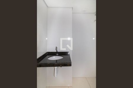 Apartamento para alugar com 34m², 2 quartos e sem vaga Apartamento para alugar com 34m², 2 quartos e sem vagaBanheiro