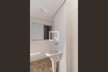 Apartamento para alugar com 34m², 2 quartos e sem vaga Apartamento para alugar com 34m², 2 quartos e sem vagaÁrea de Serviço
