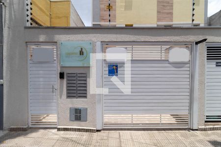 Apartamento para alugar com 34m², 2 quartos e sem vaga Apartamento para alugar com 34m², 2 quartos e sem vagaFachada com a Plaquinha Instala