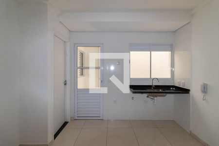 Apartamento para alugar com 34m², 2 quartos e sem vaga Apartamento para alugar com 34m², 2 quartos e sem vagaCozinha