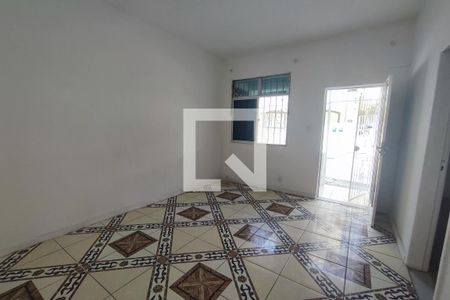 Sala de casa de condomínio para alugar com 2 quartos, 80m² em Taquara, Rio de Janeiro