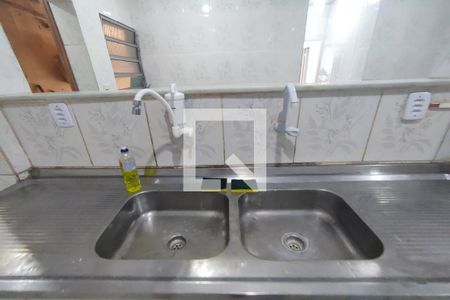 Casa de condomínio para alugar com 80m², 2 quartos e sem vagaCozinha