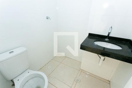 Apartamento à venda com 35m², 2 quartos e sem vaga Apartamento à venda com 35m², 2 quartos e sem vagaBanheiro