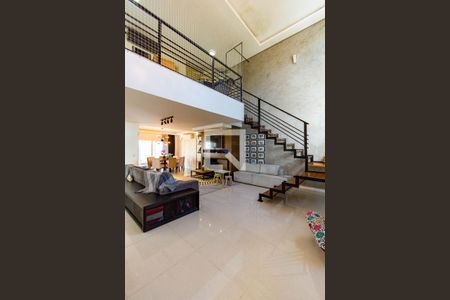 Sala de casa à venda com 3 quartos, 280m² em Marechal Rondon, Canoas