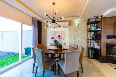 Sala de Estar de casa à venda com 3 quartos, 280m² em Marechal Rondon, Canoas